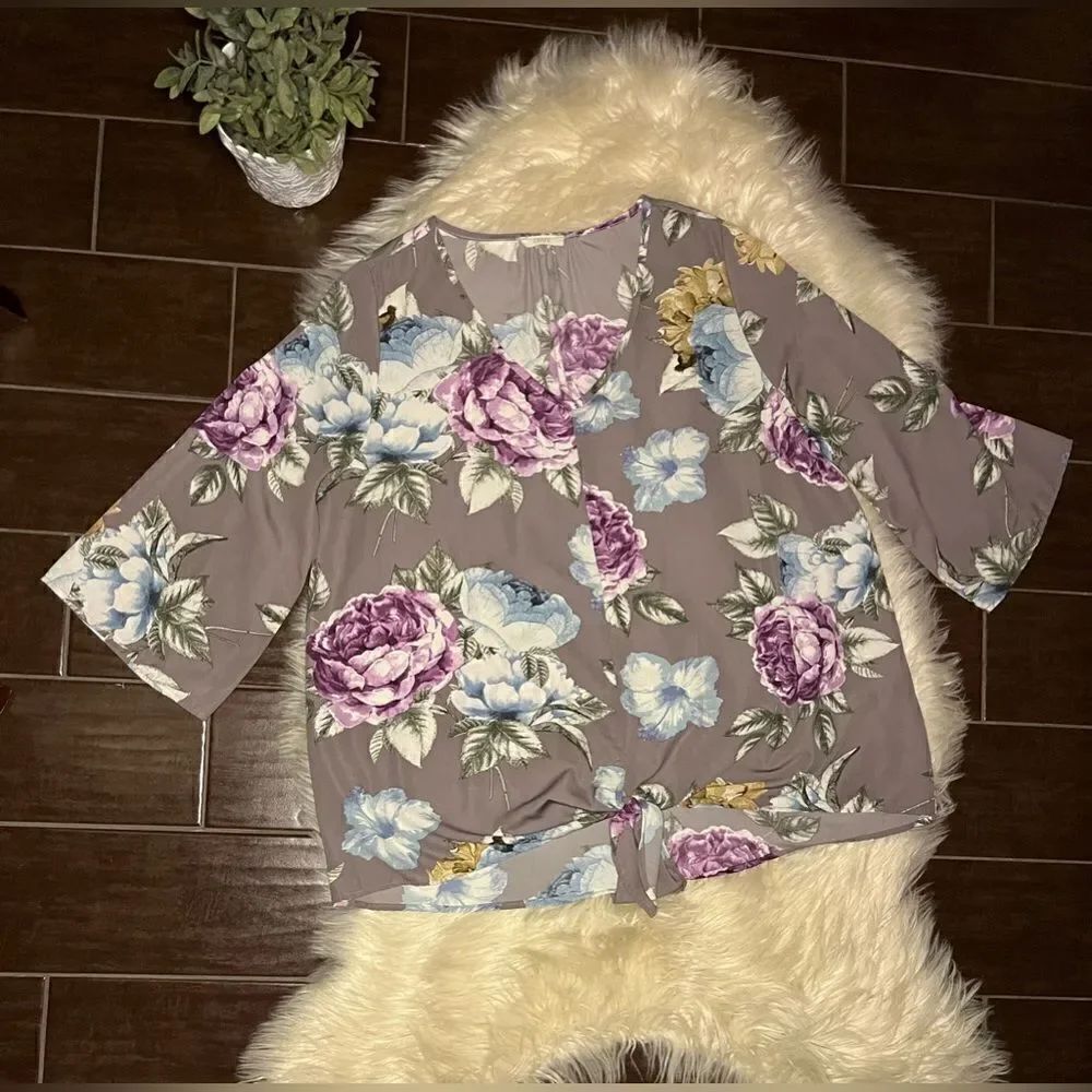 Oddy lavender grey 3/4 floral front tie blouse sz 1XL